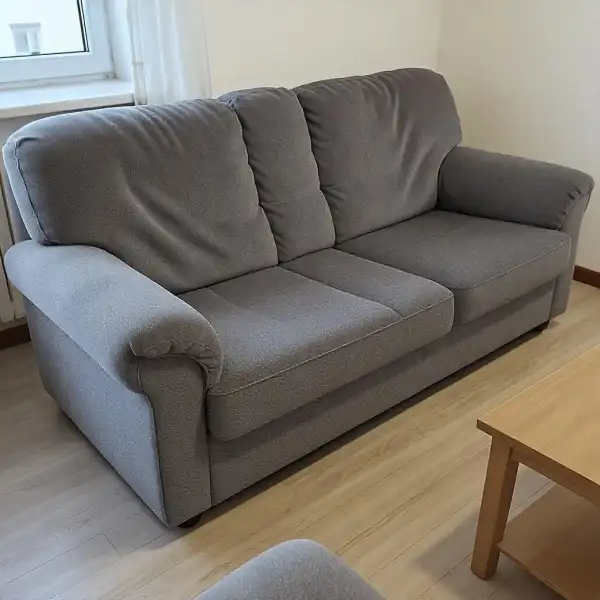 Химчистка дивана и кресла в квартире - после уборки